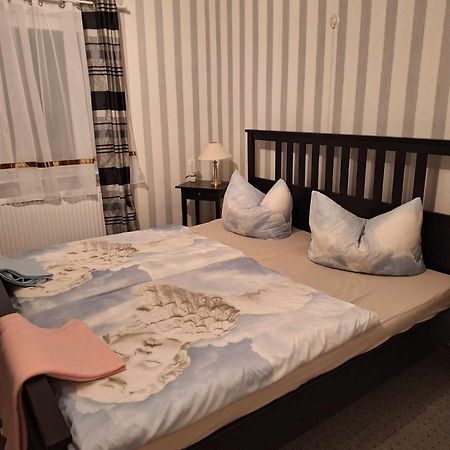 Haus Rosi Apartment Lutzerath Bagian luar foto